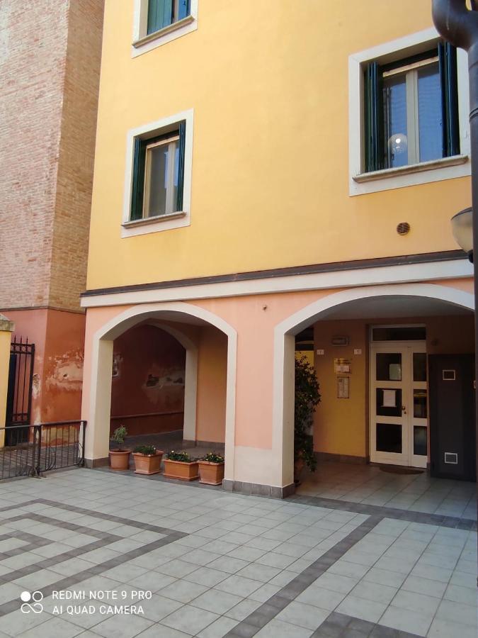 Appartamenti Centro Storico A Сант'Агата Болонезе Екстериор снимка